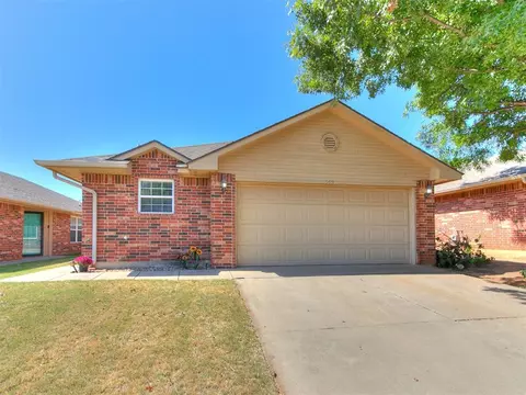 509 Apache Gate Dr, Yukon, OK 73099