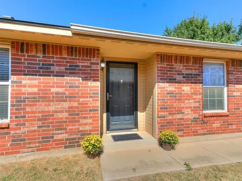 509 Apache Gate Dr, Yukon, OK 73099 photo 4