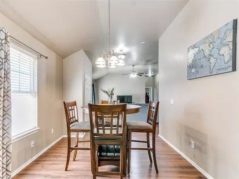 509 Apache Gate Dr, Yukon, OK 73099 photo 9