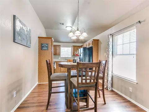 509 Apache Gate Dr, Yukon, OK 73099 photo 8