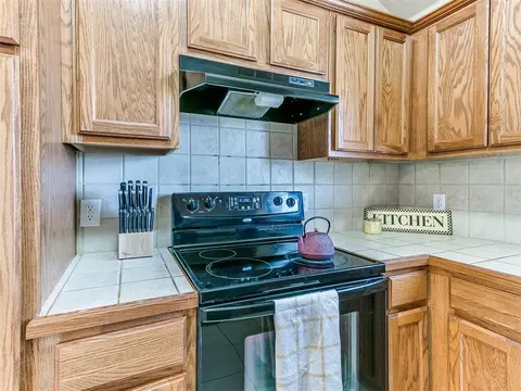 509 Apache Gate Dr, Yukon, OK 73099 photo 12