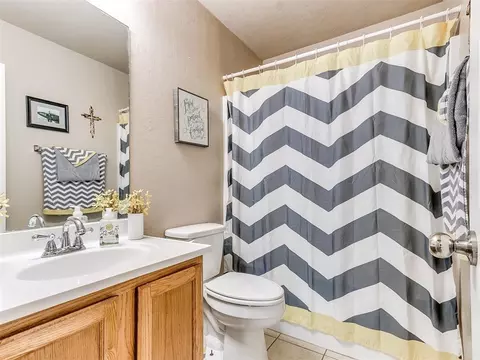 509 Apache Gate Dr, Yukon, OK 73099 photo 24