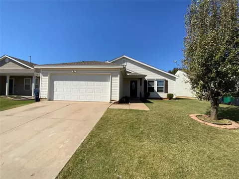 917 Tulip Dr, Yukon, OK 73099