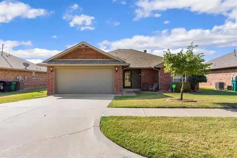 11920 SW 8th St, Yukon, OK 73099