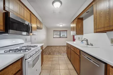 808 E Walnut St, Tecumseh, OK 74873 photo 9