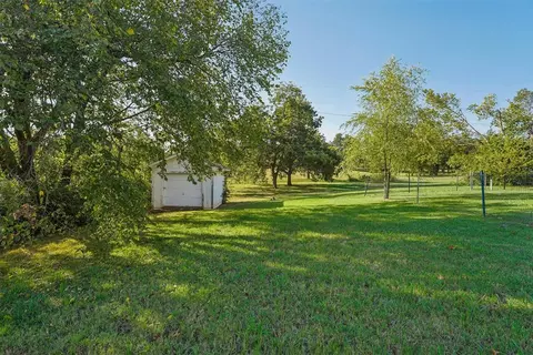 808 E Walnut St, Tecumseh, OK 74873 photo 21