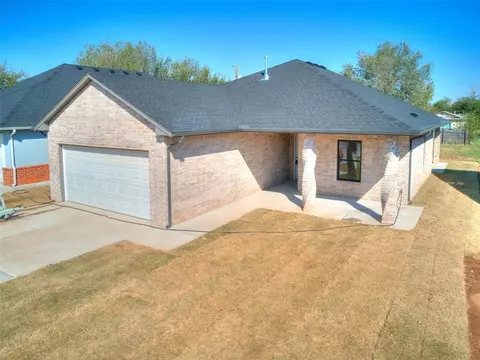933 NW 102nd St, Oklahoma City, OK 73114