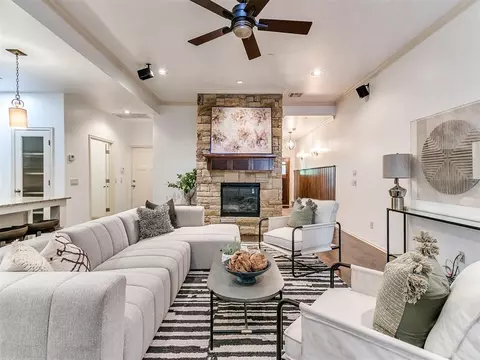 516 Outer Banks Way, Edmond, OK 73034