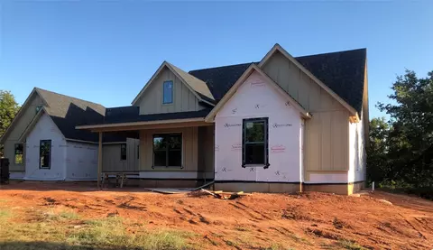 1240 Layla Ln, Blanchard, OK 73010