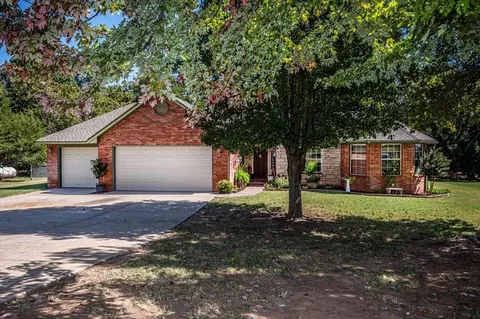 12250 Coyote Trl, Edmond, OK 73034