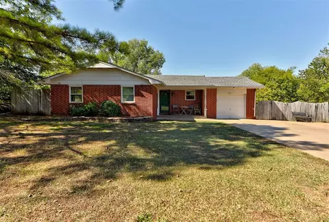 2001 Polly Pl, Guthrie, OK 73044