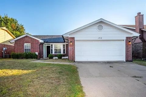 1712 Baron Dr, Norman, OK 73071