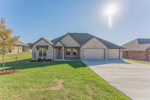 791 Ole Rock Creek Rd, Tuttle, OK 73089