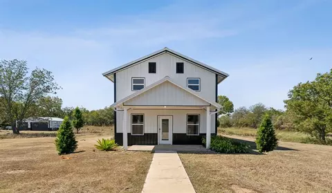 6515 E 9th St, Cushing, OK 74023