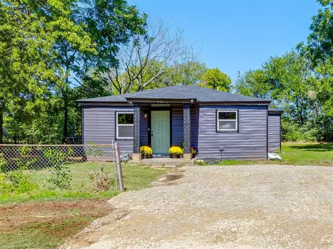 431 W Center St, Lexington, OK 73051