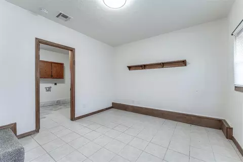 321 N Elm St, Crescent, OK 73028 photo 20
