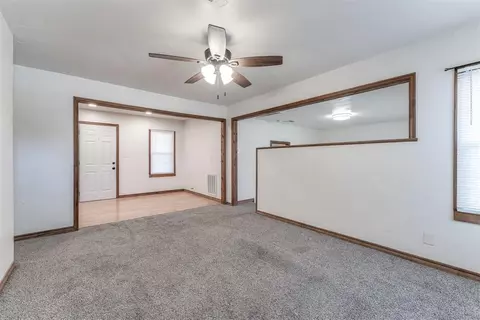 321 N Elm St, Crescent, OK 73028 photo 10