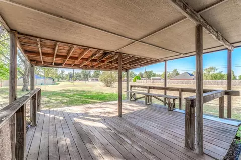 321 N Elm St, Crescent, OK 73028 photo 8