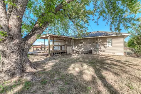 321 N Elm St, Crescent, OK 73028 photo 7