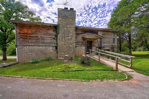 10930 Alameda Dr, Norman, OK 73026