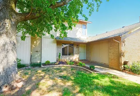 9783 Hefner Village Blvd, Oklahoma City, OK 73162