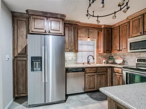 321 Windbrook Dr, Norman, OK 73072 photo 8