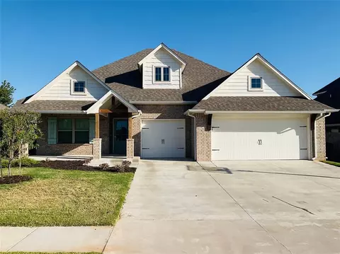 10909 NW 8th St, Yukon, OK 73099