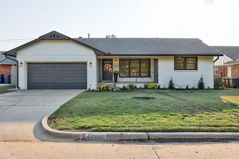 10008 Mahler Pl, The Village, OK 73120