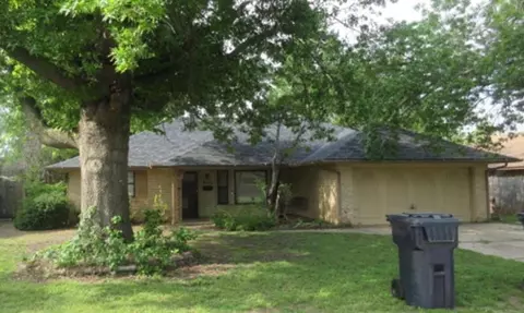 4132 NW 52nd St, Oklahoma City, OK 73112