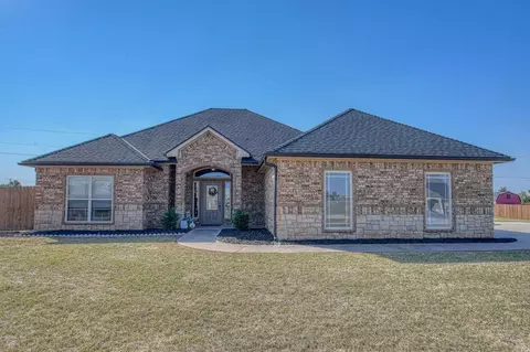 338 NE Simmons Cir, Fletcher, OK 73541