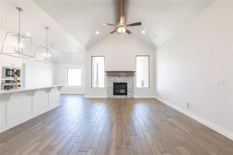 16116 Coneflower Dr, Edmond, OK 73013