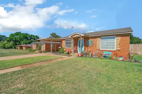 3 E Anchor Cor, Sayre, OK 73662 photo 2