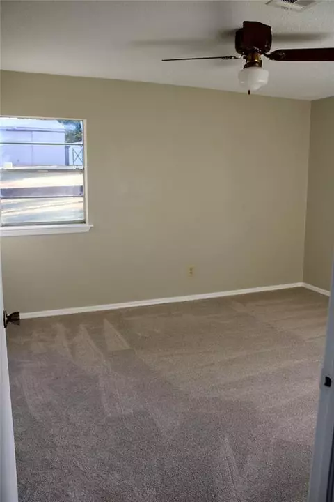 13608 S Dobbs Rd, Mcloud, OK 74851 photo 5