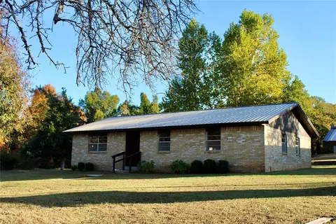 13608 S Dobbs Rd, Mcloud, OK 74851