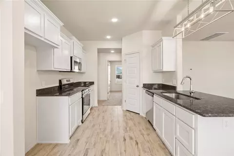 1938 Olive Ave, Tuttle, OK 73089 photo 9