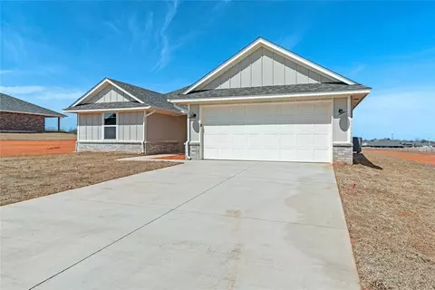 1938 Olive Ave, Tuttle, OK 73089 photo 3