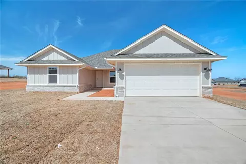 1938 Olive Ave, Tuttle, OK 73089