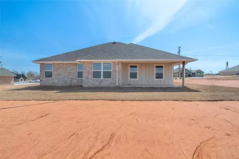 1938 Olive Ave, Tuttle, OK 73089 photo 25