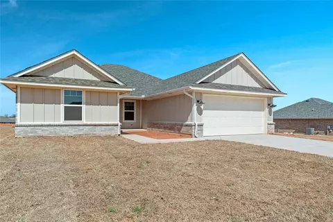 1938 Olive Ave, Tuttle, OK 73089 photo 2
