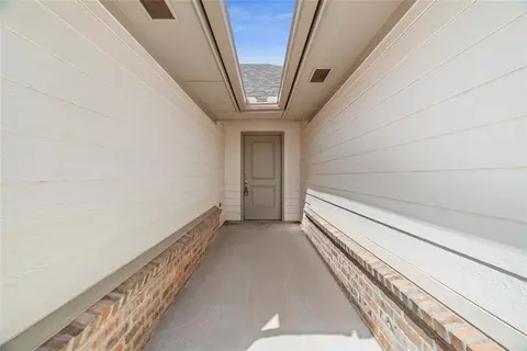 1940 Olive Ave, Tuttle, OK 73089 photo 4