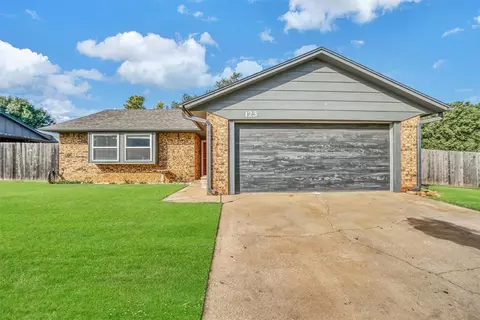 123 Sondra Dr, Elk City, OK 73644