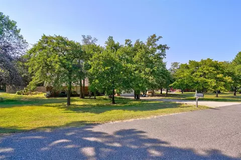 3779 Santa Fe Dr, Choctaw, OK 73020