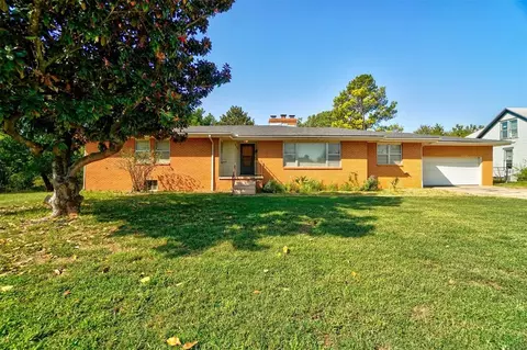 814 S Bell Ave, Shawnee, OK 74801