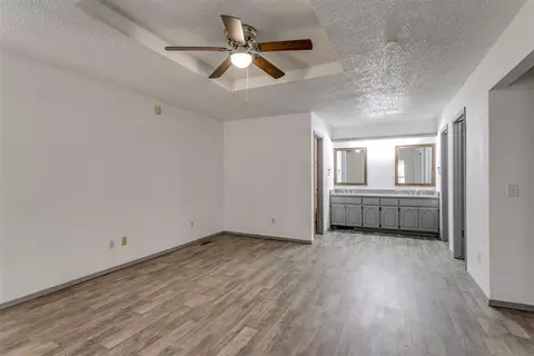 112 E Meade Dr, Yukon, OK 73099 photo 36