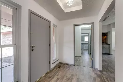 112 E Meade Dr, Yukon, OK 73099 photo 6