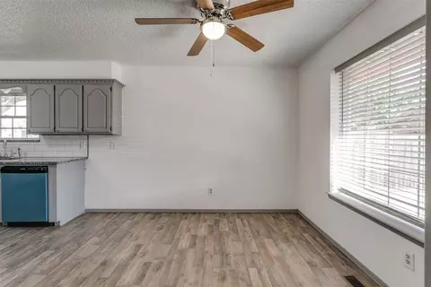 112 E Meade Dr, Yukon, OK 73099 photo 14