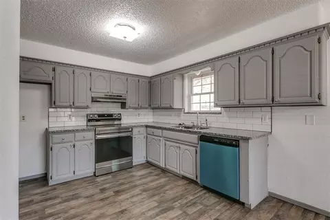 112 E Meade Dr, Yukon, OK 73099 photo 18