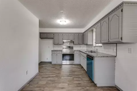 112 E Meade Dr, Yukon, OK 73099 photo 17