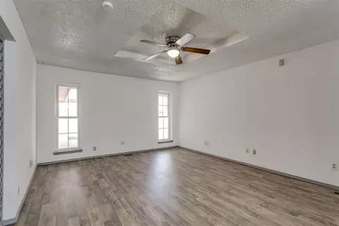 112 E Meade Dr, Yukon, OK 73099 photo 39