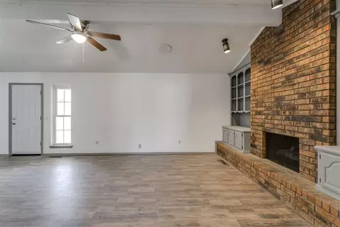 112 E Meade Dr, Yukon, OK 73099 photo 7